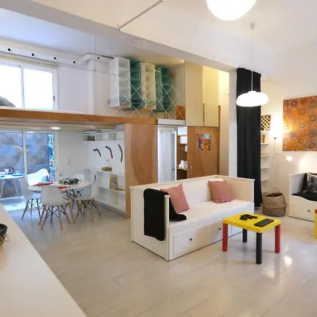 Nyaraló Australia Loft Next To The Las Palmas de Gran Canaria